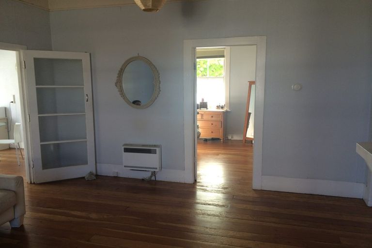 Photo of property in 1 Lomond Street, Takapuna, Auckland, 0622