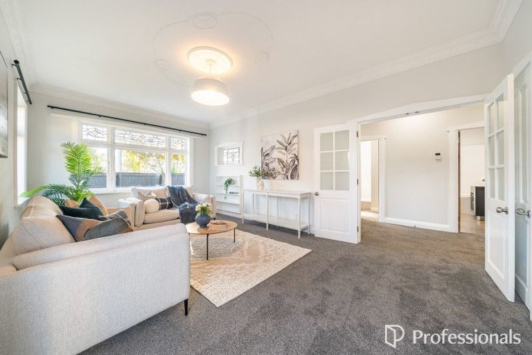 Photo of property in 120 Knights Road, Hutt Central, Lower Hutt, 5010