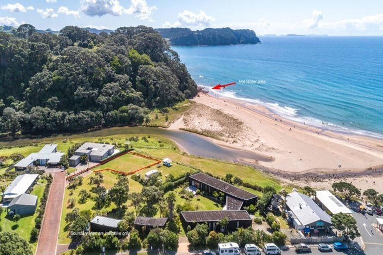 Photo of property in 17 Pye Place, Hot Water Beach, Whitianga, 3591