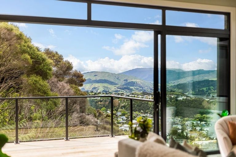 Photo of property in 5 Skysail Lane, Whitby, Porirua, 5024
