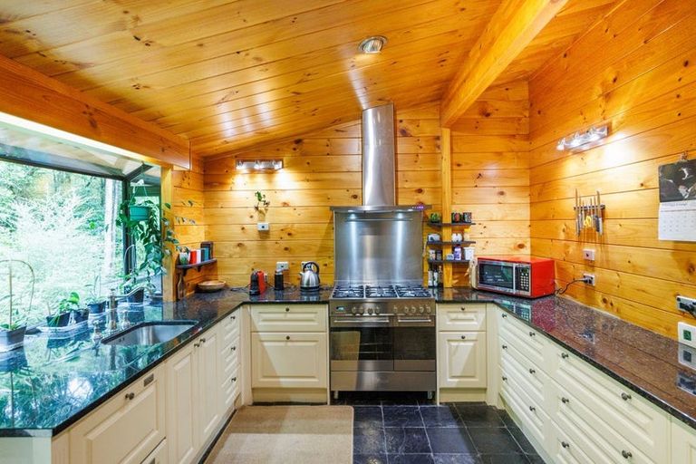 Photo of property in 11 The Bush Track, Aokautere, 4471