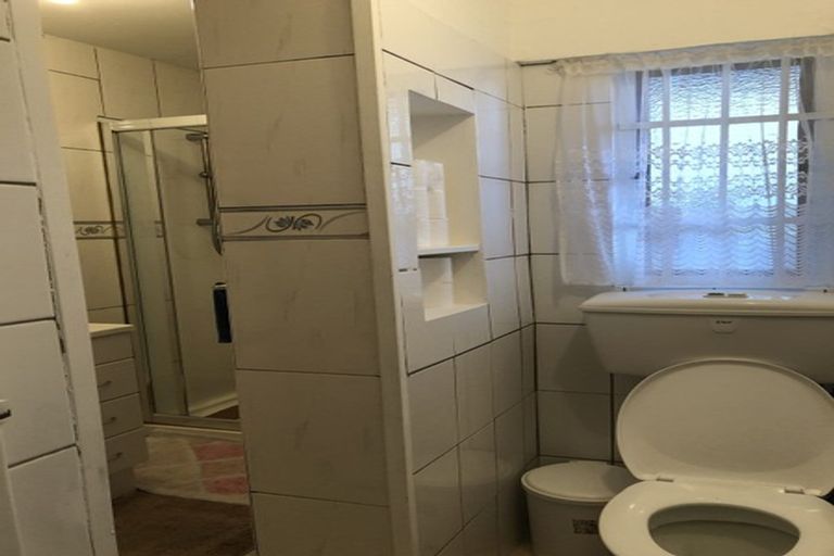 Photo of property in 17 Goodwood Drive, Goodwood Heights, Auckland, 2105