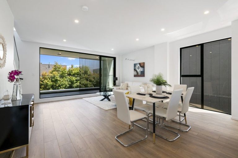 Photo of property in 1/45 Anzac Street, Takapuna, Auckland, 0622