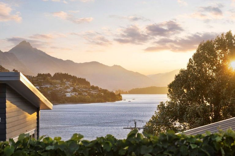 Photo of property in 59 Mcbride Street, Frankton, Queenstown, 9300