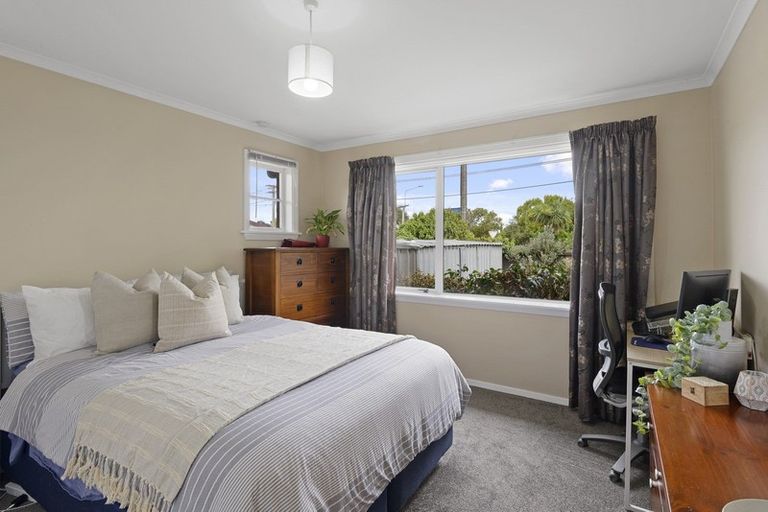 Photo of property in 2 Coronation Street, Spreydon, Christchurch, 8024