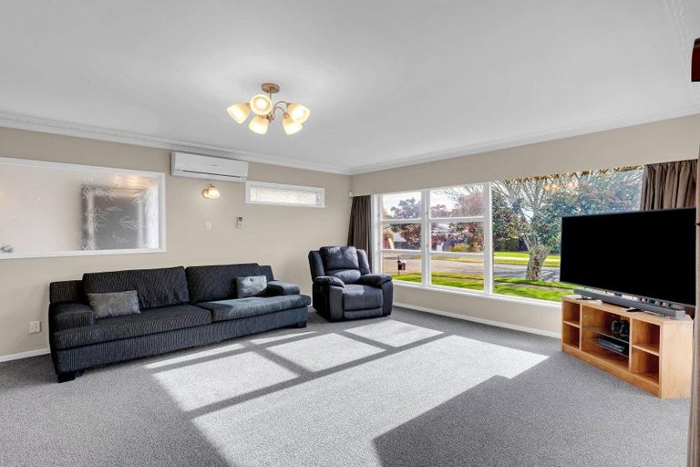 Photo of property in 4 Marnane Terrace, St Andrews, Hamilton, 3200