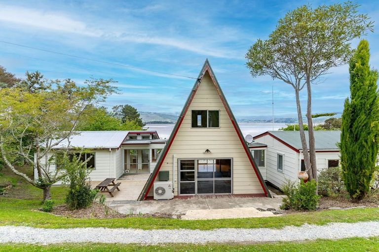 Photo of property in 15 Bank Road, Warrington, Waikouaiti, 9471