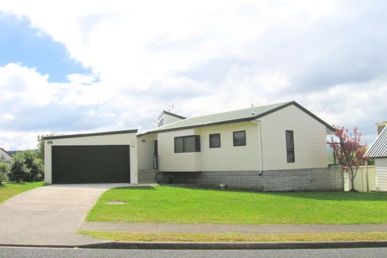 Photo of property in 418 Onemana Drive, Onemana, Whangamata, 3691