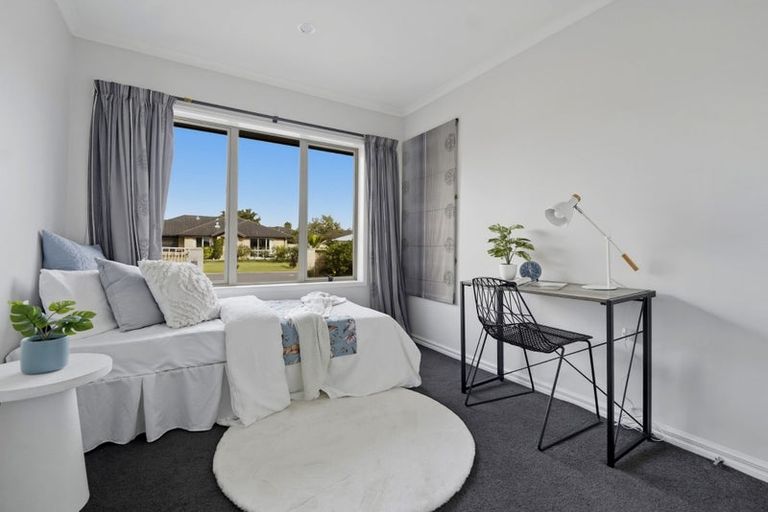 Photo of property in 17 Blossom Grove, Papamoa Beach, Papamoa, 3118