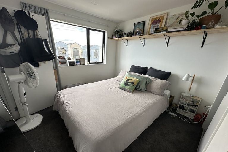 Photo of property in 12/3 Abbotleigh Avenue, Te Atatu Peninsula, Auckland, 0610