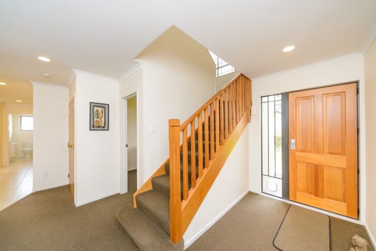 Photo of property in 189 Ruapehu Drive, Fitzherbert, Palmerston North, 4410
