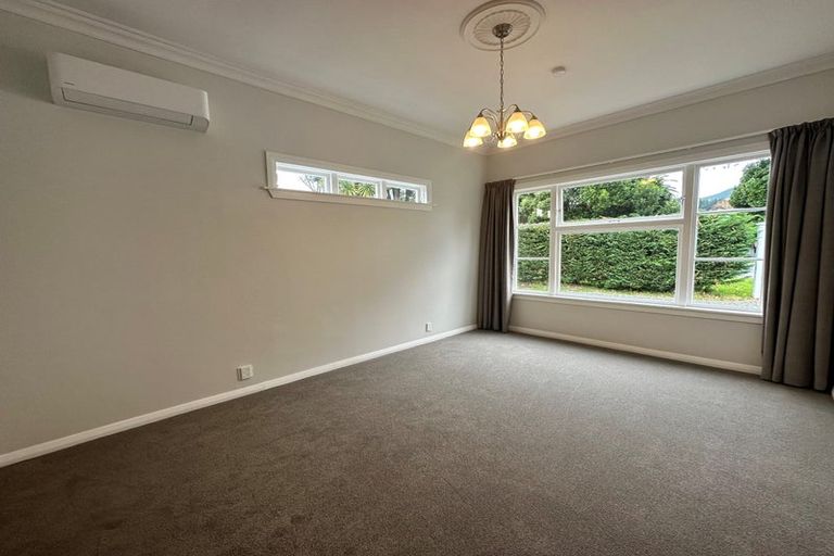 Photo of property in 37 Rimu Road, Raumati Beach, Paraparaumu, 5032