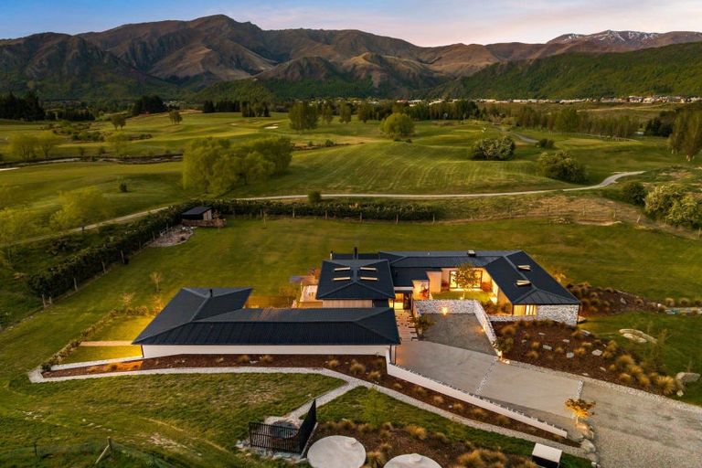 Photo of property in 214 Mcdonnell Road, Arrowtown, Queenstown, 9371