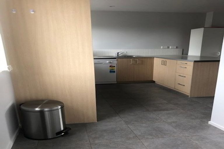 Photo of property in 3/17 Waihi Way, East Tamaki, Auckland, 2013