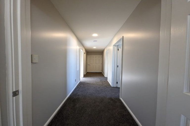 Photo of property in 6 Somerville Crescent, Aidanfield, Christchurch, 8025