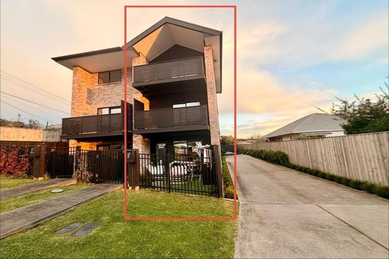 Photo of property in 1/137 View Road, Sunnyvale, Auckland, 0612