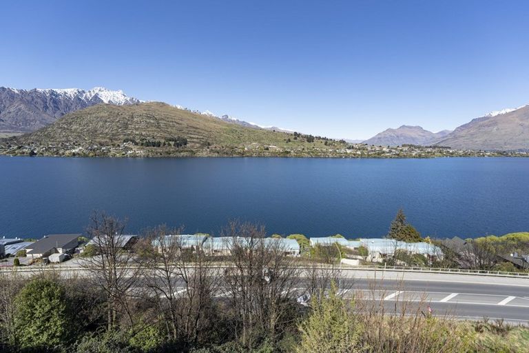 Photo of property in 34 Golden Terrace, Queenstown, 9300