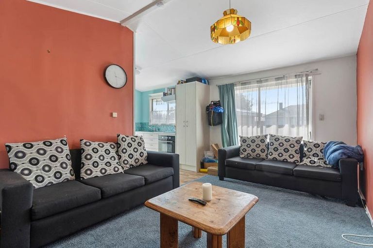 Photo of property in 2/78 Porchester Road, Papakura, 2110