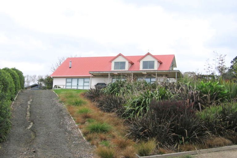 Photo of property in 7 Emma Place, Hahei, Whitianga, 3591