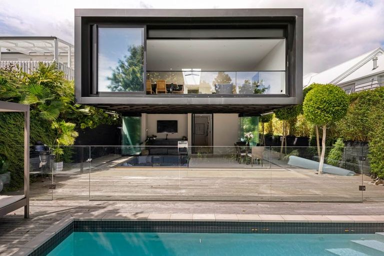 Photo of property in 61 Rose Road, Grey Lynn, Auckland, 1021