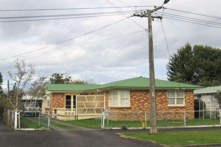 Photo of property in 41 Irvine Street, Frankton, Hamilton, 3204