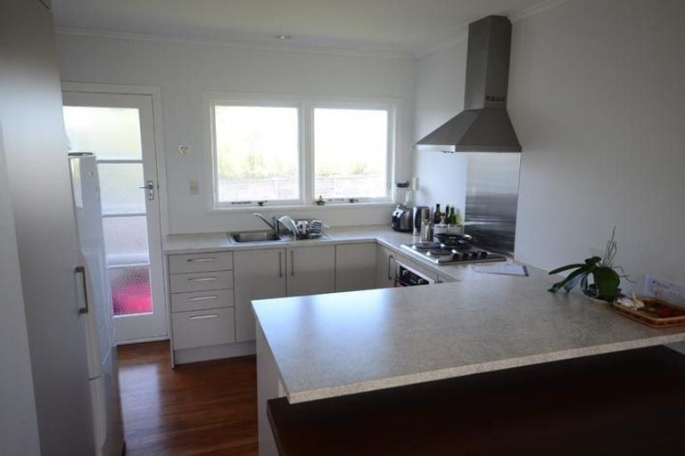 Photo of property in 4/13 Creamer Avenue, Belmont, Auckland, 0622