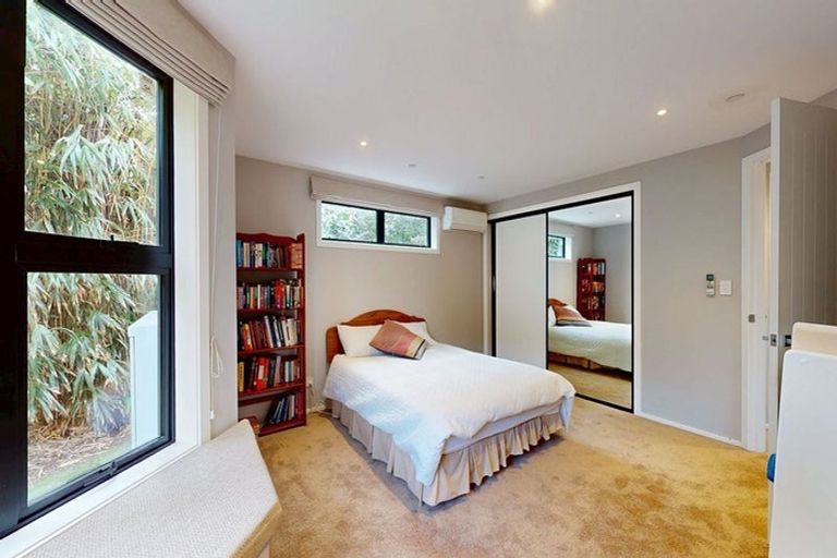 Photo of property in 221c Karori Road, Karori, Wellington, 6012