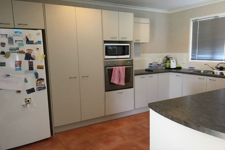 Photo of property in 487 Te Irirangi Drive, Flat Bush, Auckland, 2013