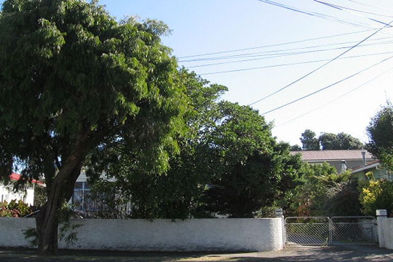 Photo of property in 145 Cuba Street, Petone, Lower Hutt, 5012