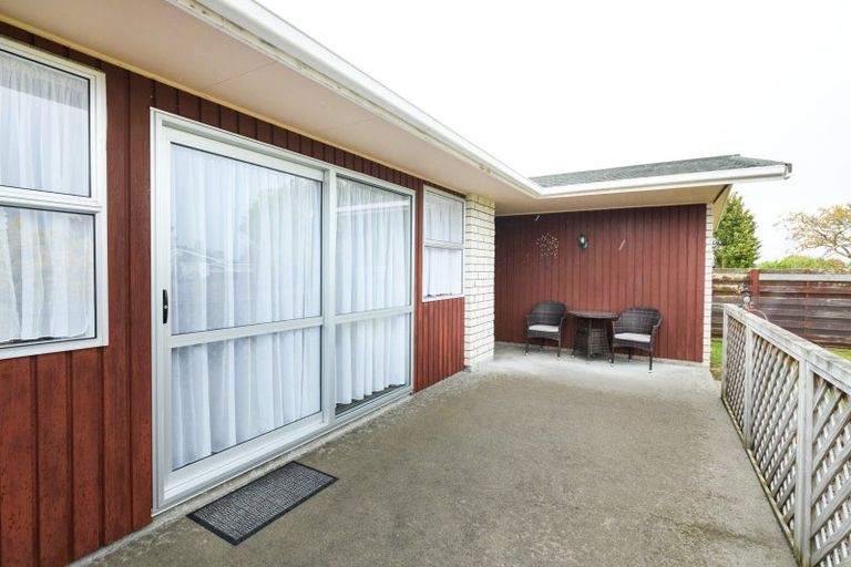 Photo of property in 9 Kimberley Grove, Westbrook, Palmerston North, 4412