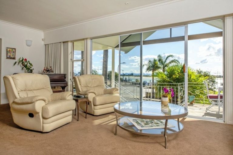 Photo of property in 33 Muriwai Drive, Whakatane, 3120