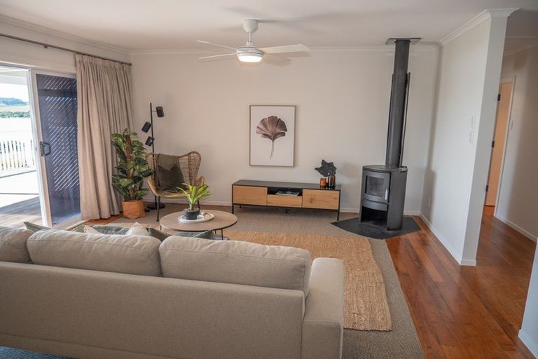 Photo of property in 21 Grey Street East, Mangonui, 0420