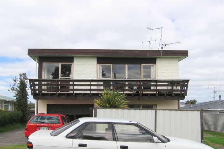 Photo of property in 20 Terrace Avenue, Mount Maunganui, 3116