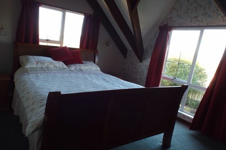 Photo of property in 8 Alfred Place, Fairfield, Dunedin, 9018