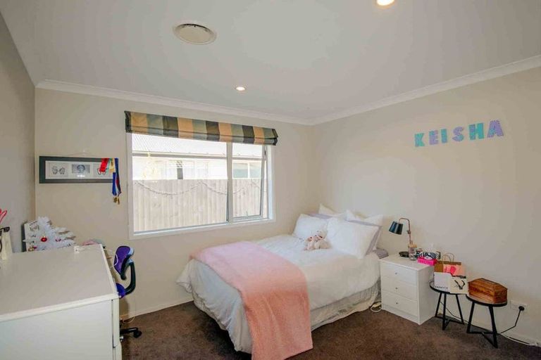 Photo of property in 10 Hyde Place, Halswell, Christchurch, 8025