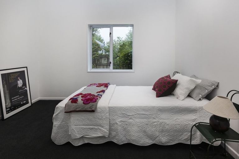 Photo of property in 88a Memorial Avenue, Ilam, Christchurch, 8053