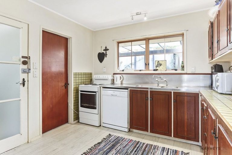 Photo of property in 2a Matuhi Rise, Henderson, Auckland, 0612