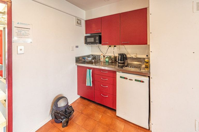 Photo of property in 1 Hurworth Place, College Estate, Whanganui, 4500