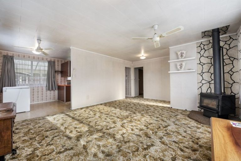 Photo of property in 12 Kentucky Street, Totara Park, Upper Hutt, 5018