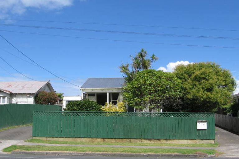 Photo of property in 1/59 Margan Avenue, New Lynn, Auckland, 0600