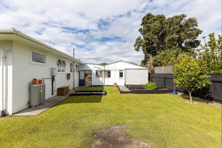 Photo of property in 282 Tremaine Avenue, Takaro, Palmerston North, 4412