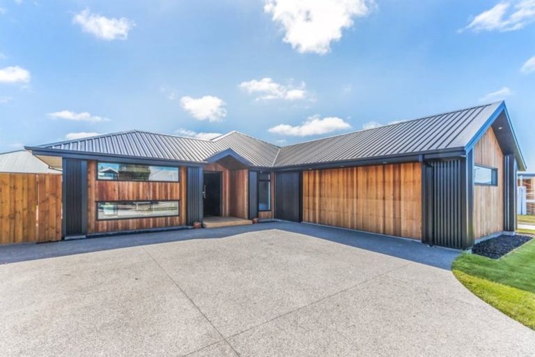 Photo of property in 23 Oaks Drive, Lincoln, 7608