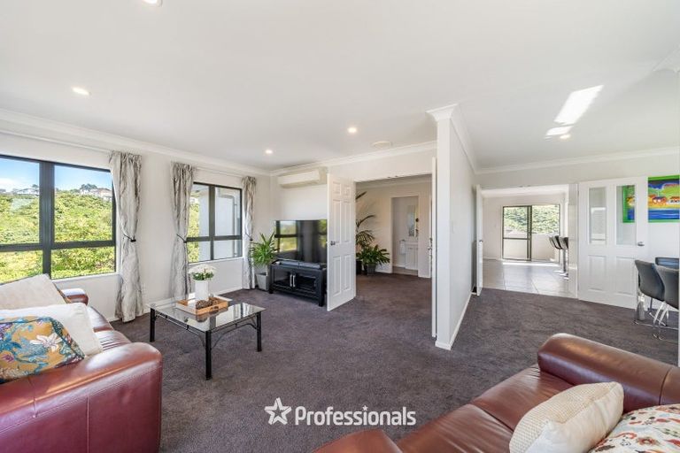 Photo of property in 181 Tirohanga Road, Tirohanga, Lower Hutt, 5010