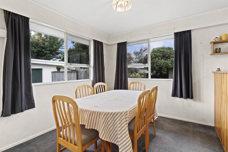 Photo of property in 25 Moore Crescent, Carterton, 5713