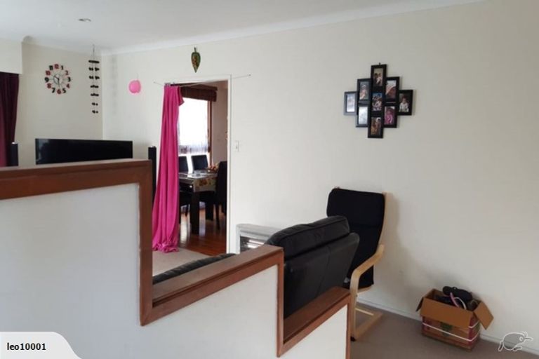 Photo of property in 212 Forrest Hill Road, Forrest Hill, Auckland, 0620