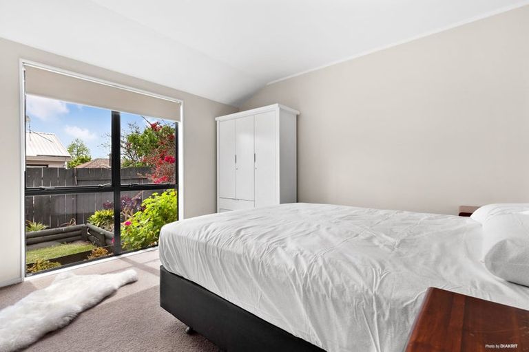 Photo of property in 1/3 Margan Avenue, New Lynn, Auckland, 0600