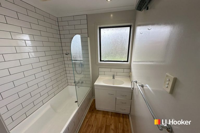 Photo of property in 6 Stephen Street, Halfway Bush, Dunedin, 9010