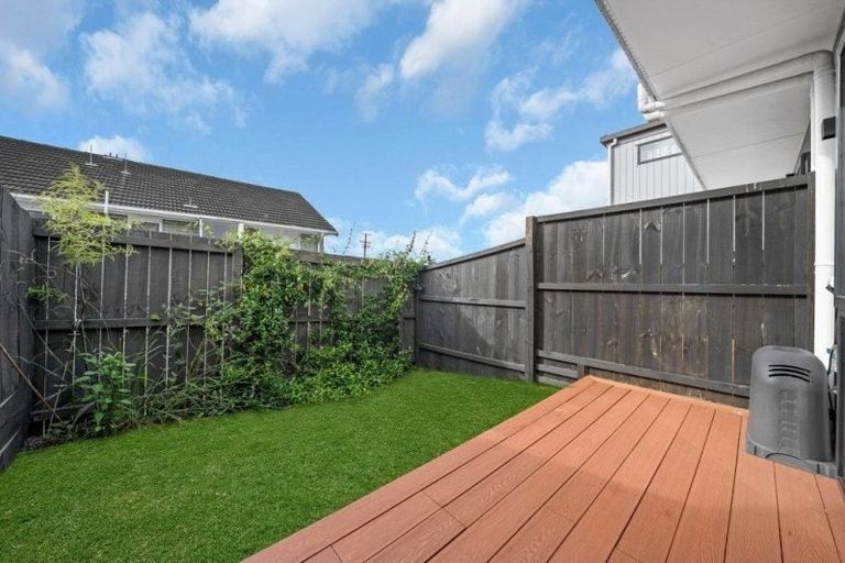 Photo of property in 6/17 Parker Avenue, New Lynn, Auckland, 0600
