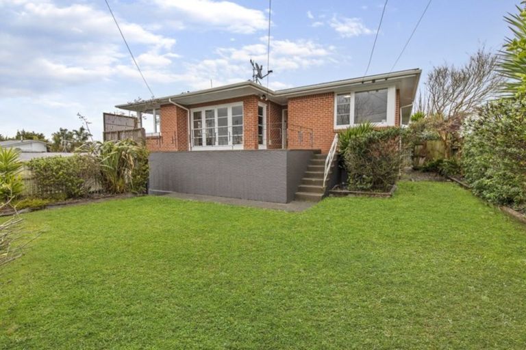 Photo of property in 10 Anderson Road, Deanwell, Hamilton, 3206