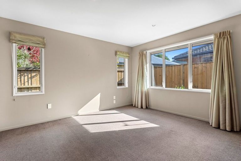 Photo of property in 11 Mounter Avenue, Northwood, Christchurch, 8051